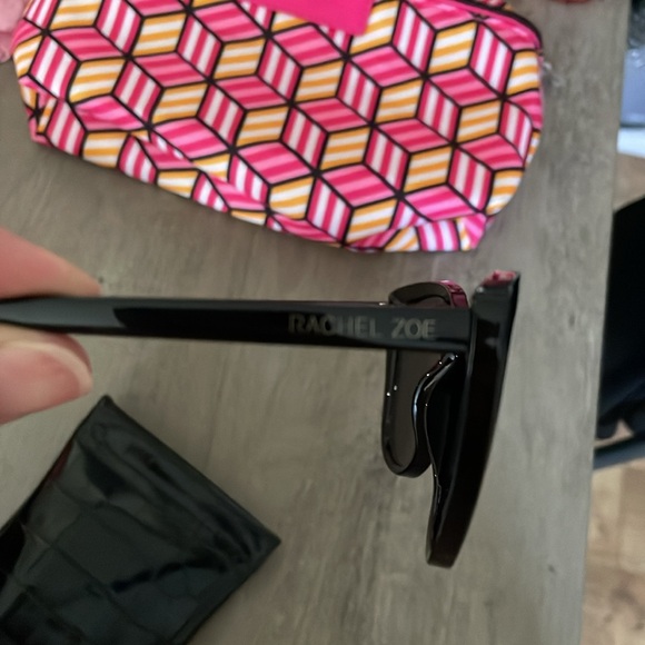 Rachel Zoe glasses and case - Picture 2 of 3